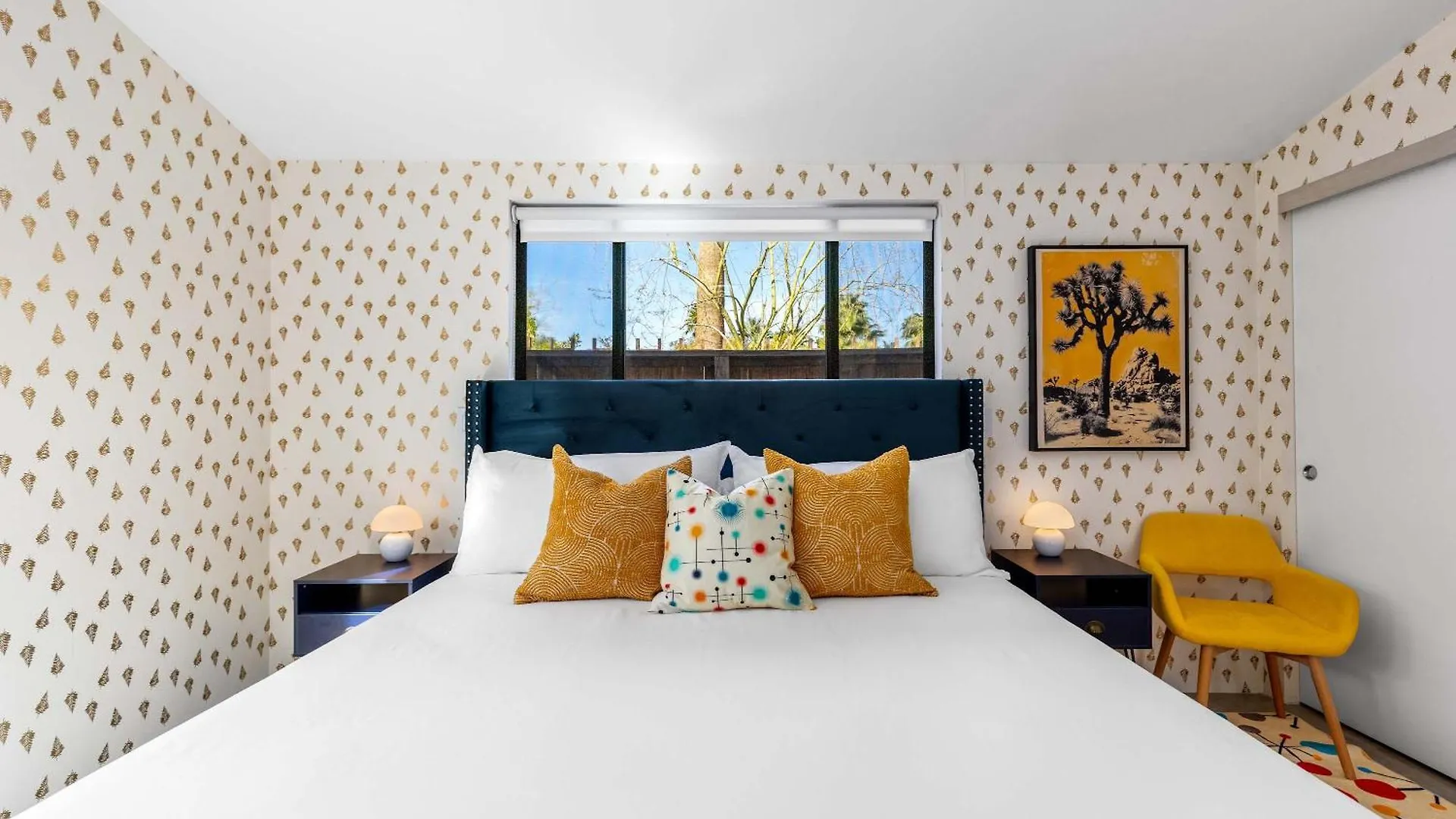 Luxury 4-Bedroom Home With Pool Spa & Stunning Mountain Views Palm Springs