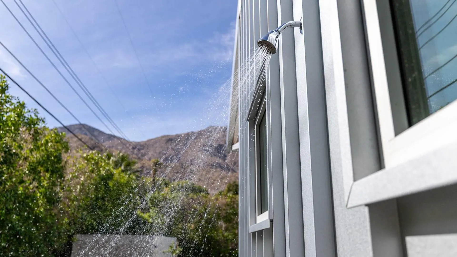 Luxury 4-Bedroom Home With Pool Spa & Stunning Mountain Views Palm Springs Vakantiehuis