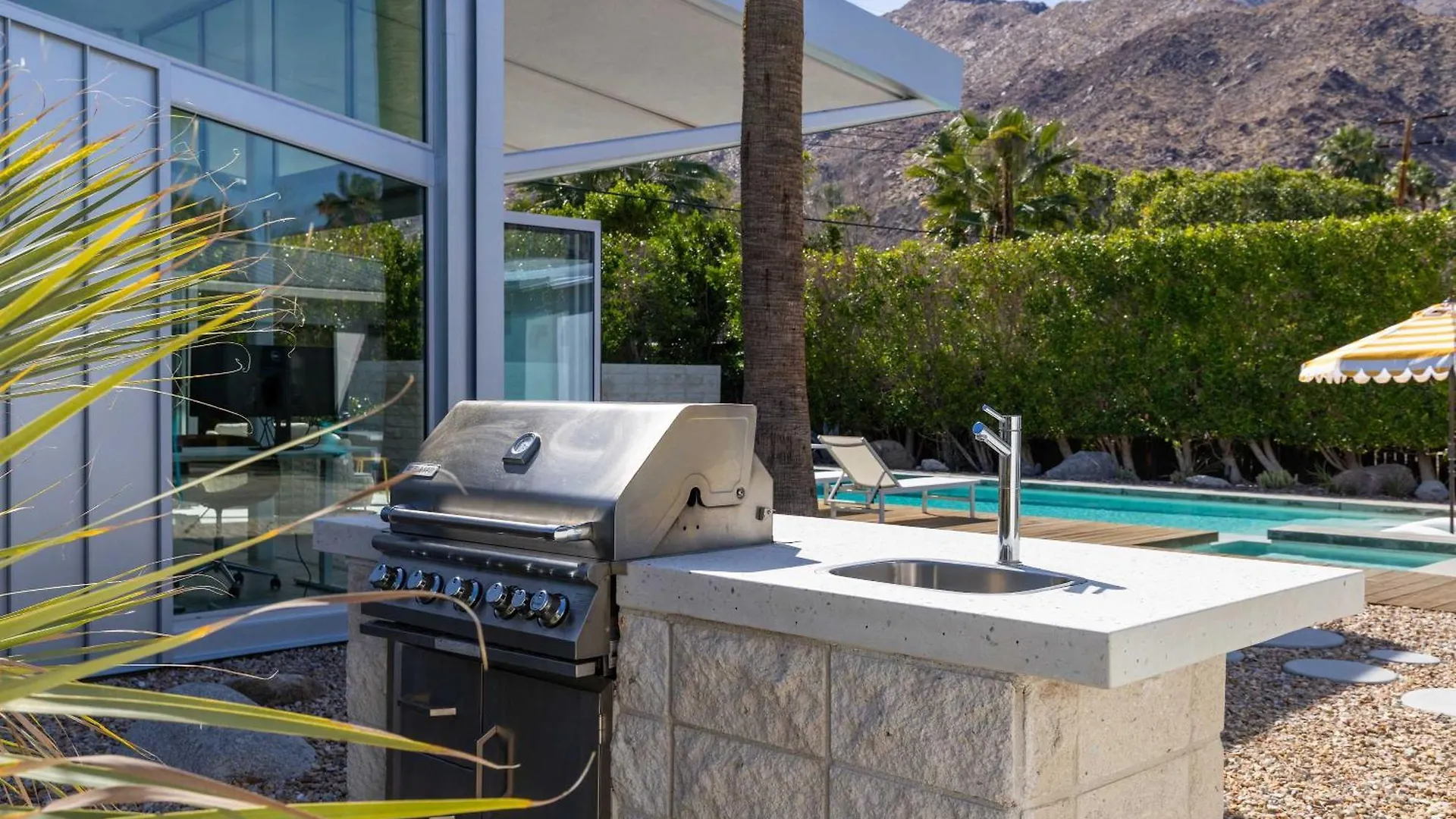 Holiday home Luxury 4-Bedroom Home With Pool Spa & Stunning Mountain Views Palm Springs