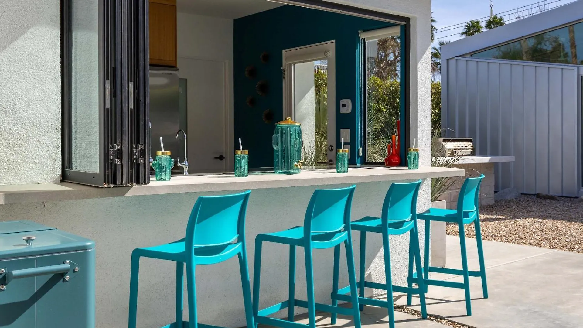 Luxury 4-Bedroom Home With Pool Spa & Stunning Mountain Views Palm Springs Holiday home