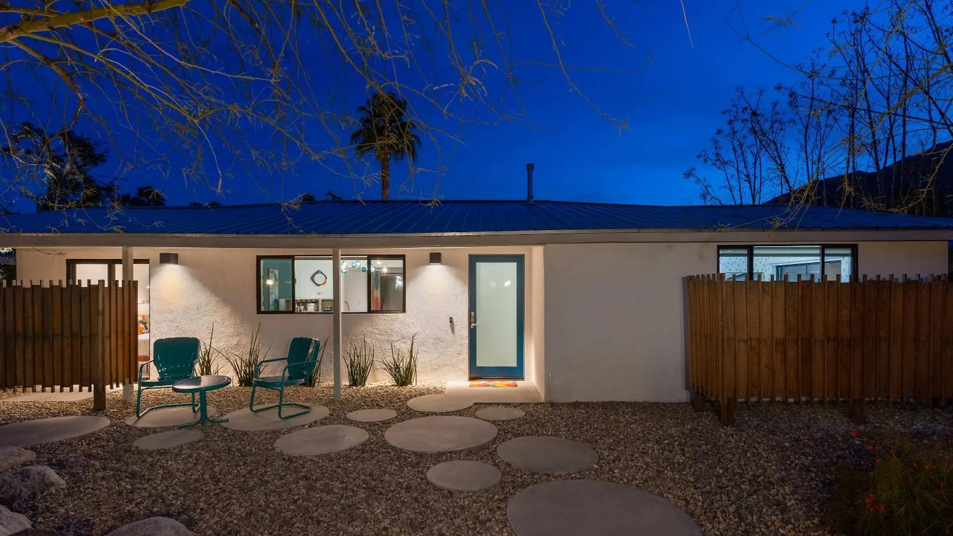 Luxury 4-Bedroom Home With Pool Spa & Stunning Mountain Views Palm Springs Holiday home