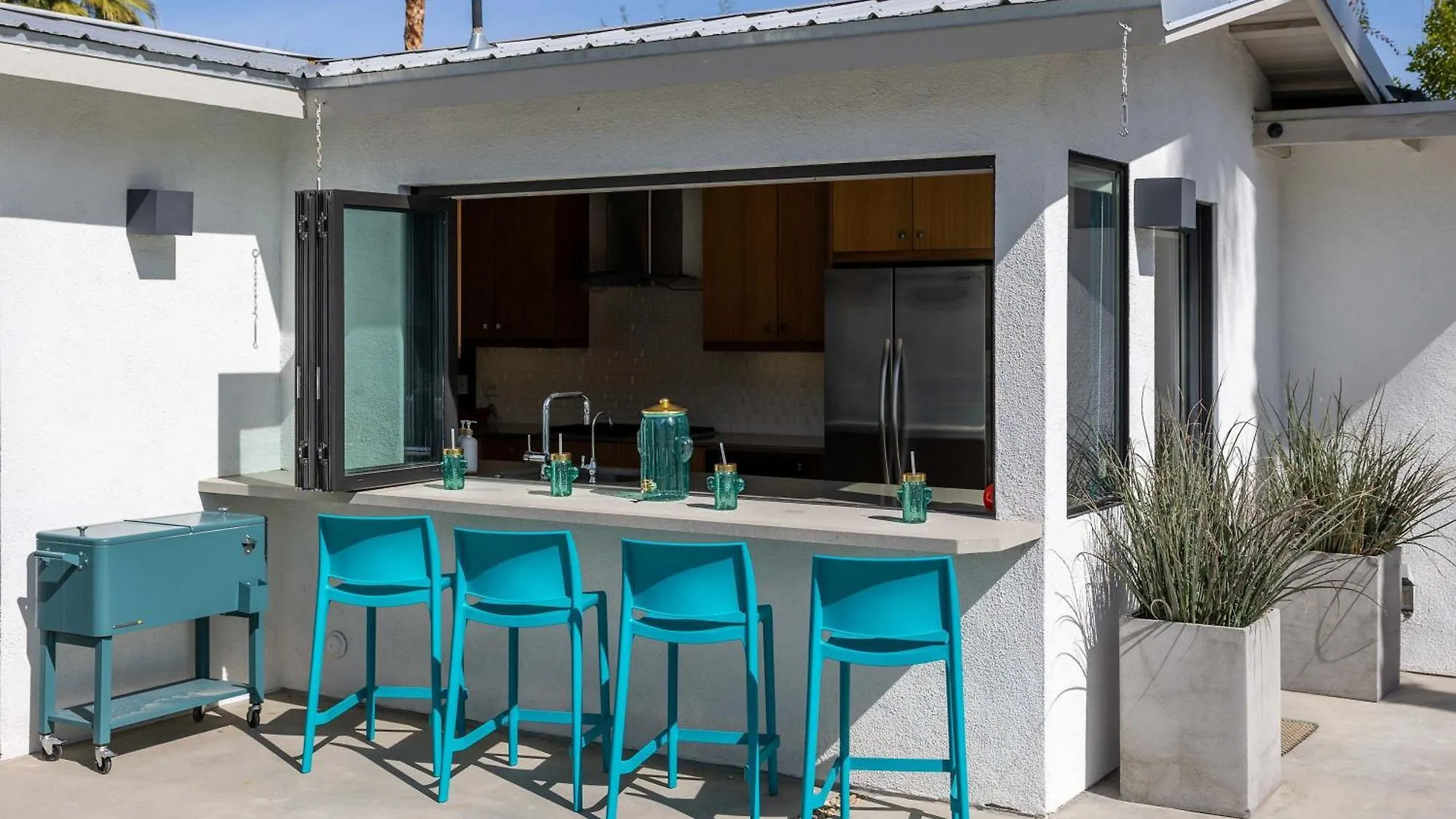 Luxury 4-Bedroom Home With Pool Spa & Stunning Mountain Views Palm Springs United States